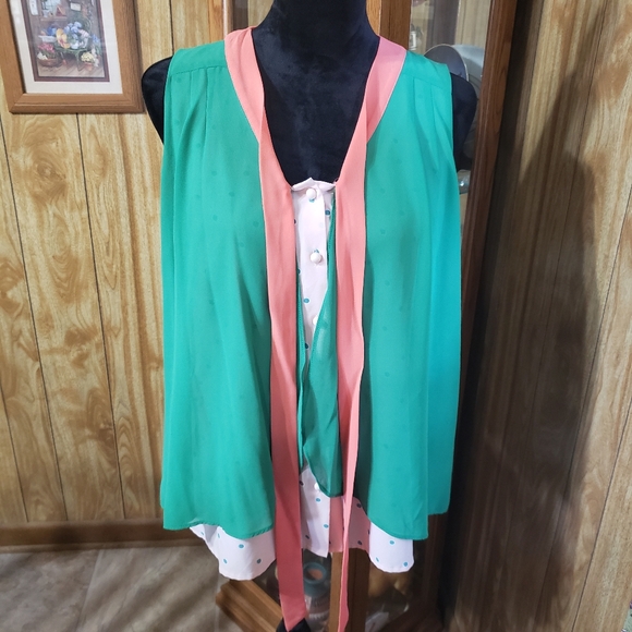 Umgee Tops - Umgee layered shirt